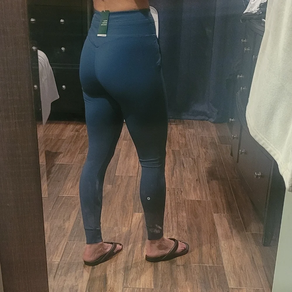 NWT Halara Softlyzero Joggers Dark Turquoise Size Small - Picture 2 of 11